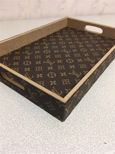 lv tray